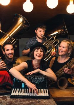Kozma Orkestar